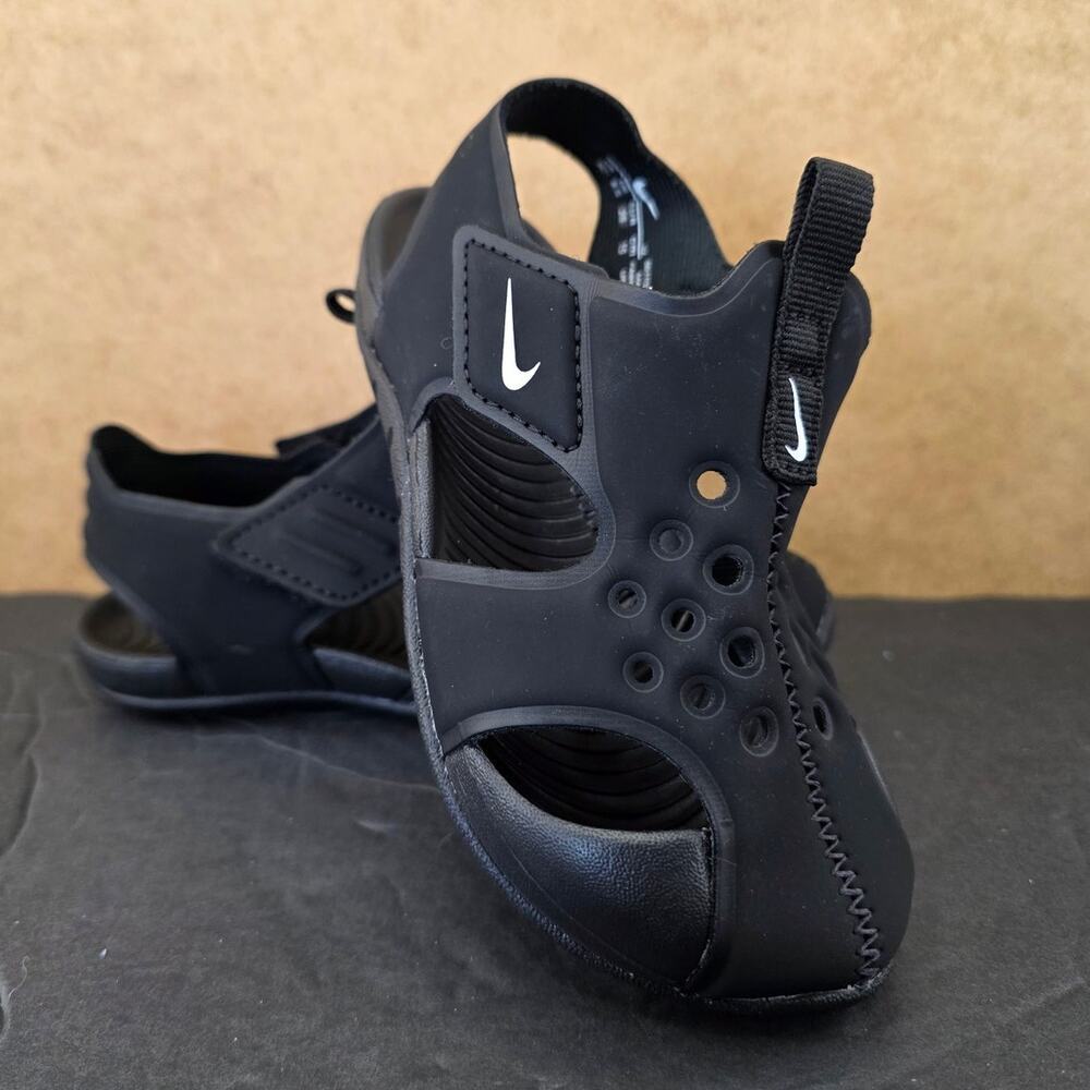 Nike Toddler Sunray Protect 2 Sandals Size 9c